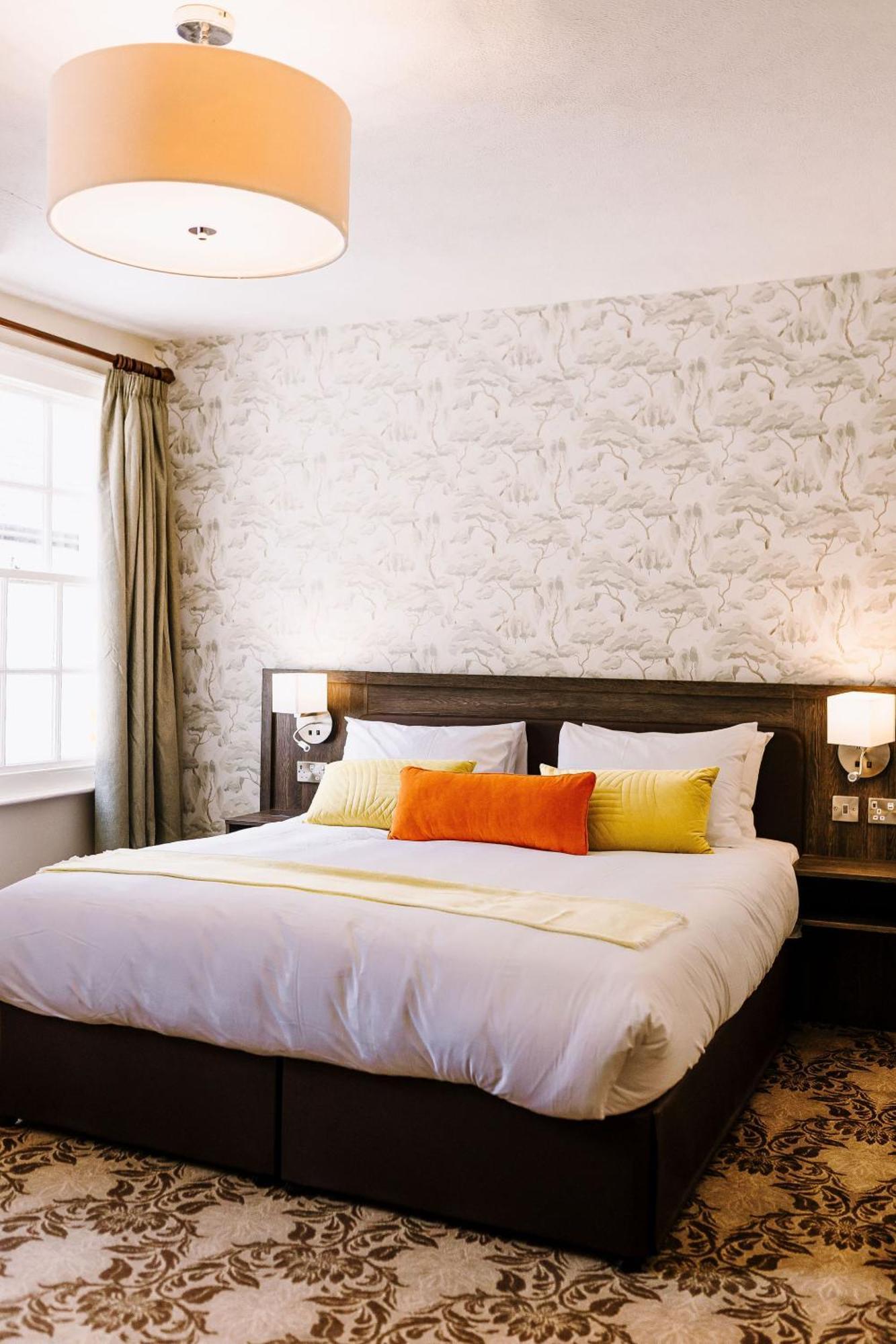 The Bull Hotel สโตนี สแตรทฟอร์ด ภายนอก รูปภาพ